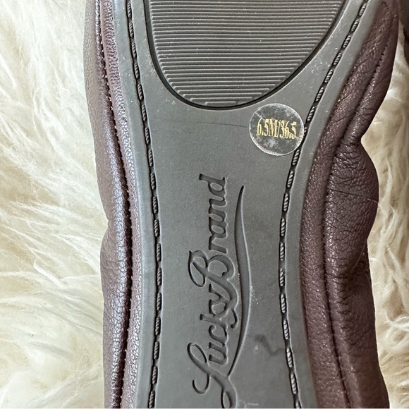 Womens Size 6.5M Lucky Brand All Brown Leather Slip On Ballet Flats - Picture 5 of 7